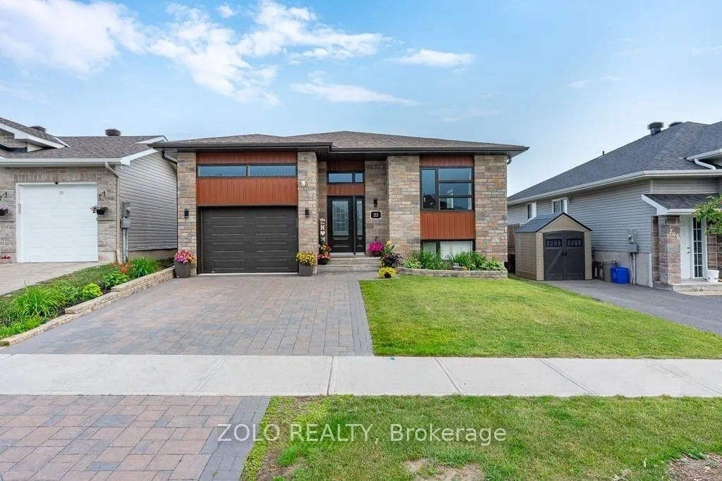 Photo 1 of 212 Bellwood Drive, Cornwall — HOMEH