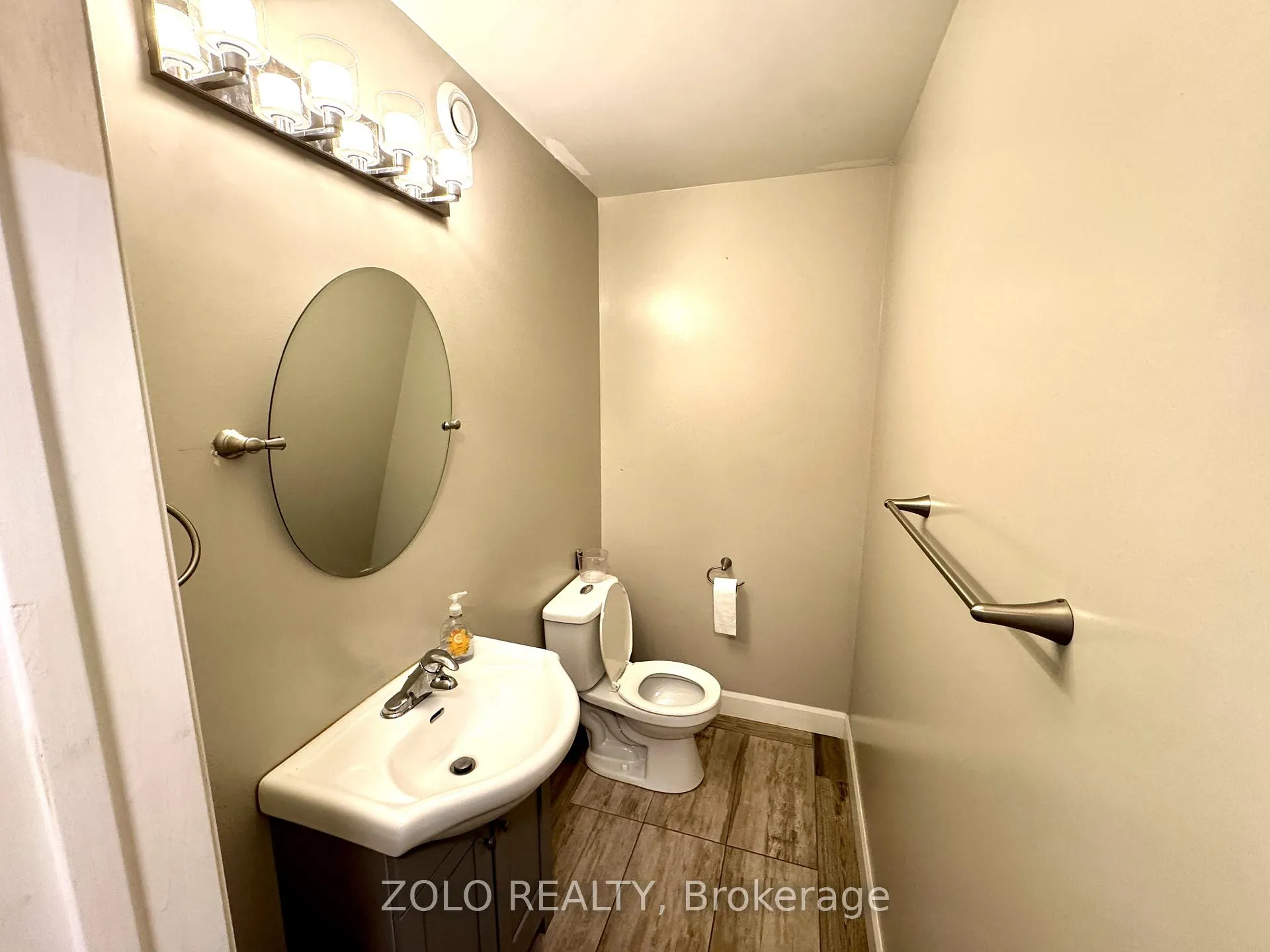 Photo 10 of 212 Bellwood Drive, Cornwall — HOMEH