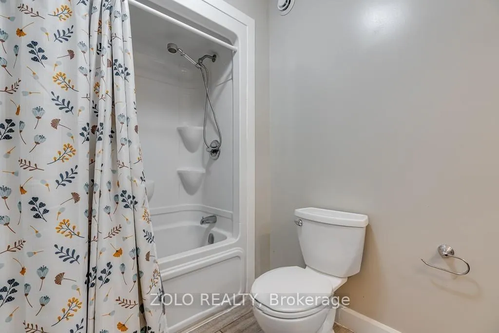 Photo 12 of 212 Bellwood Drive, Cornwall — HOMEH