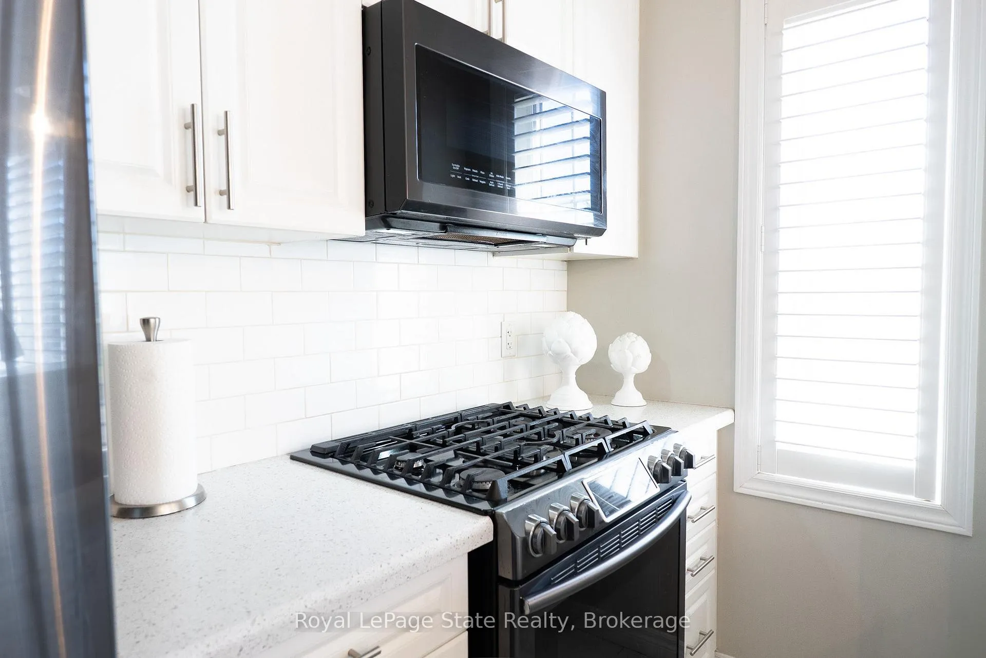 Photo 18 of 4 Garlent Avenue, Hamilton, Meadowlands — HOMEH