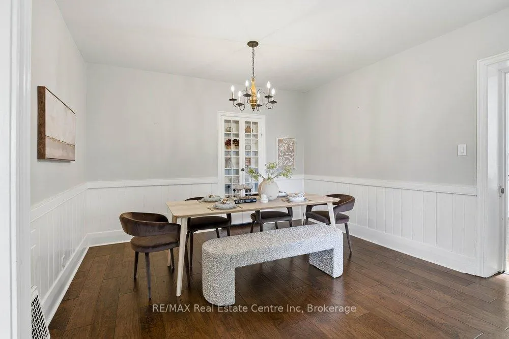 Photo 14 of 52 Queen Street, Guelph, St. George's — HOMEH