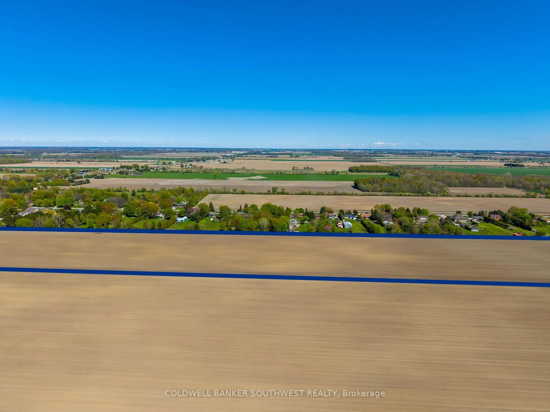 Photo 11 of 2053 London Line, Sarnia — HOMEH