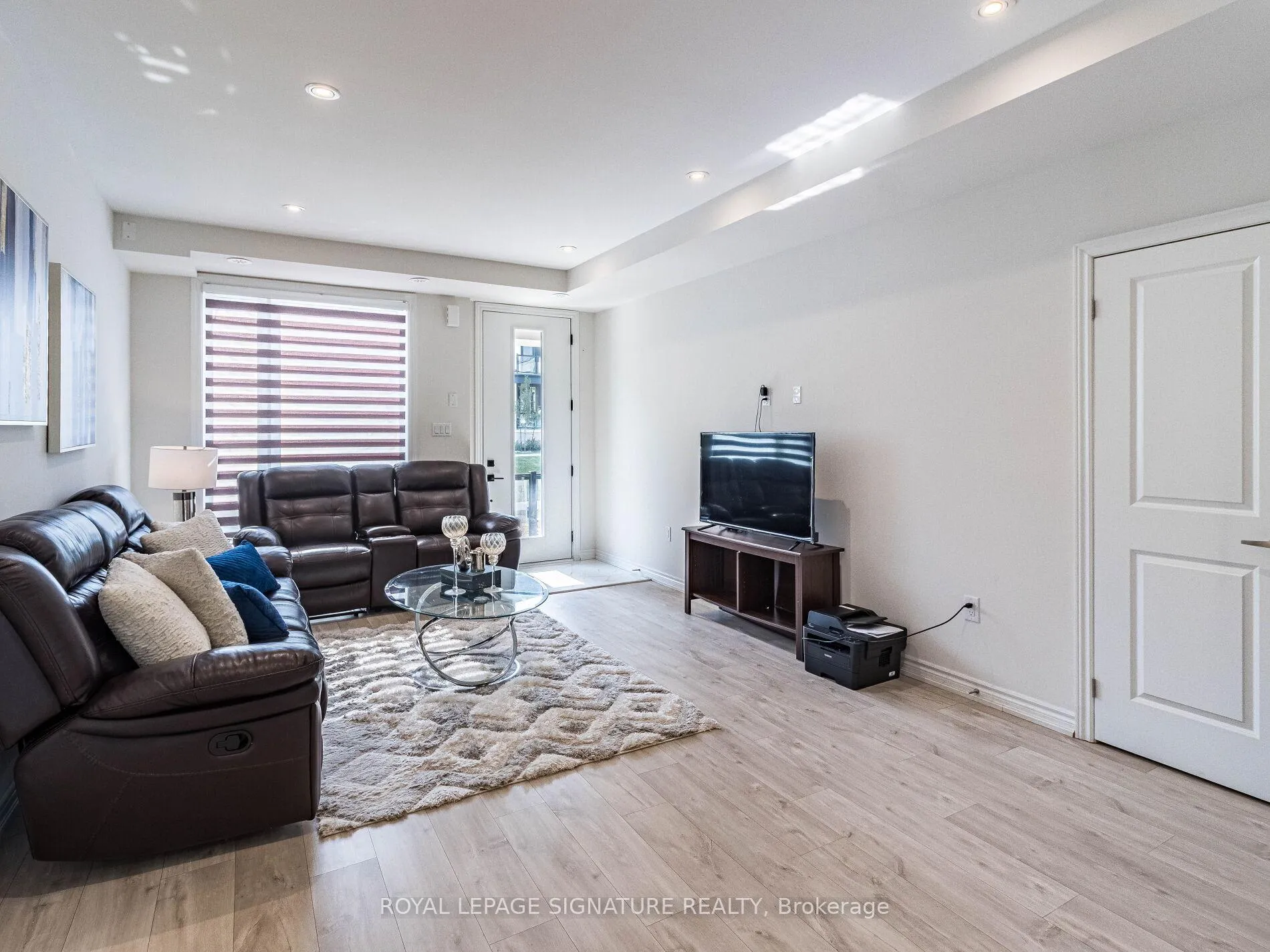 Photo 8 of Unit 45, 45 Knotsberry Circle, Brampton, Bram West — HOMEH