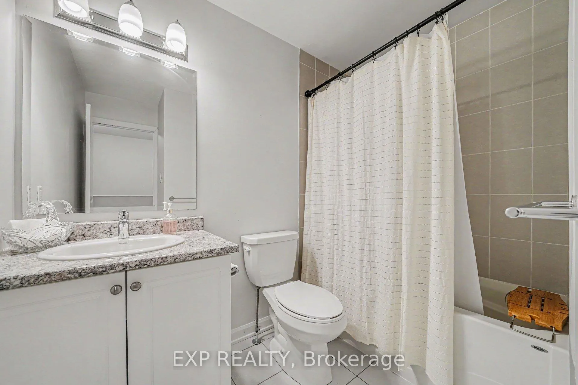 Photo 24 of 108 Teelin Circle, Ottawa, Barrhaven - Half Moon Bay — HOMEH