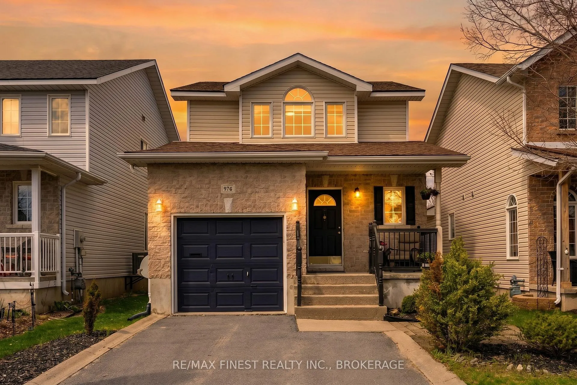 Photo 1 of 976 Bluffwood Avenue, Kingston, Kingston East (Incl Barret Crt) — HOMEH