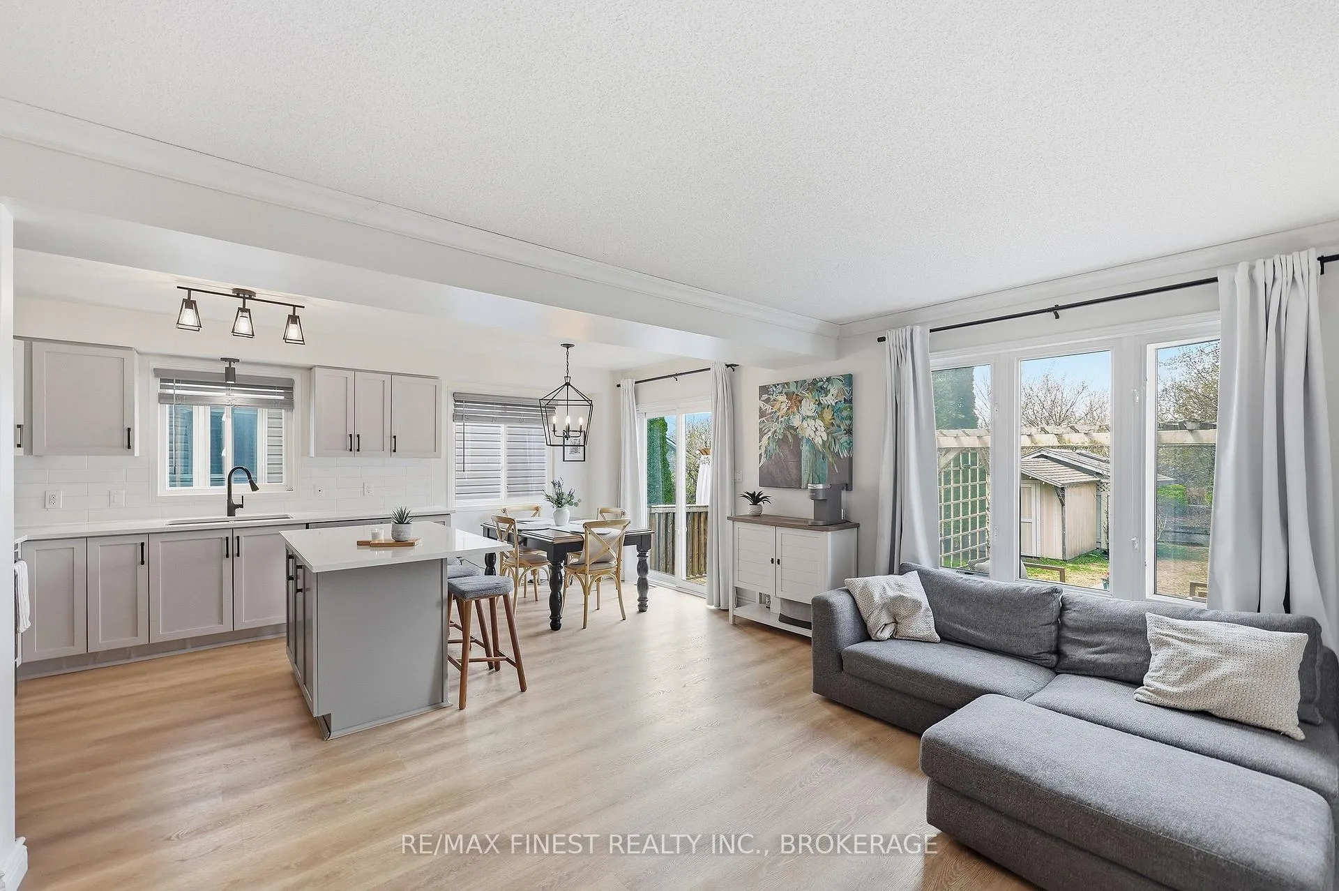Photo 19 of 976 Bluffwood Avenue, Kingston, Kingston East (Incl Barret Crt) — HOMEH