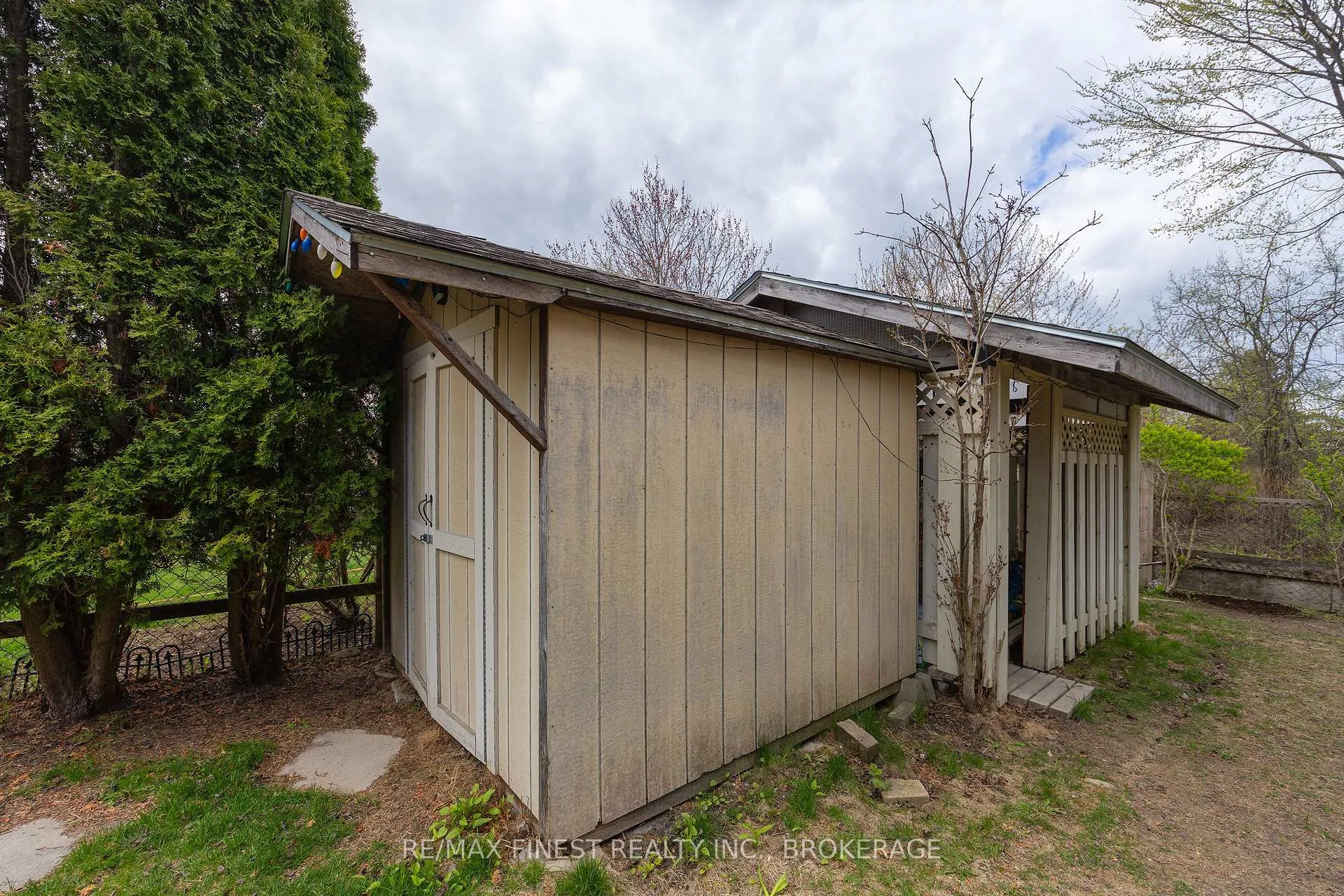 Photo 38 of 976 Bluffwood Avenue, Kingston, Kingston East (Incl Barret Crt) — HOMEH