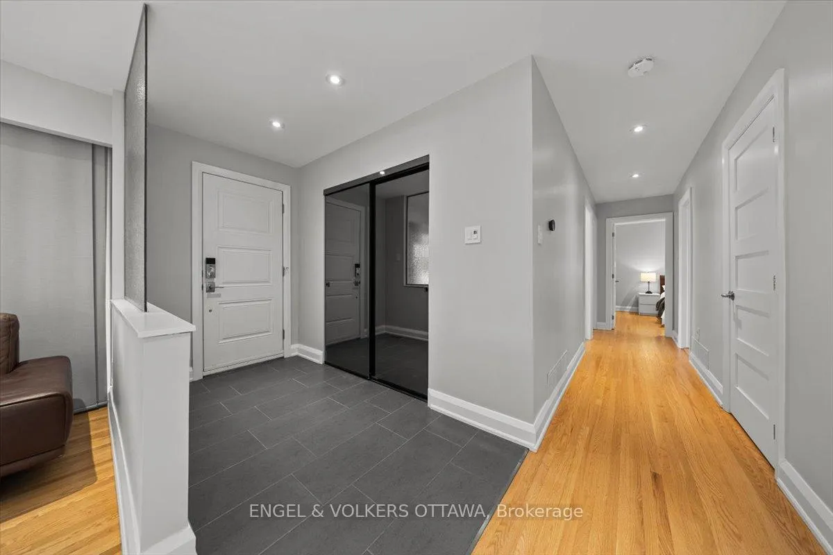 Photo 8 of 28 Leacock Drive, Ottawa, Kanata - Beaverbrook — HOMEH