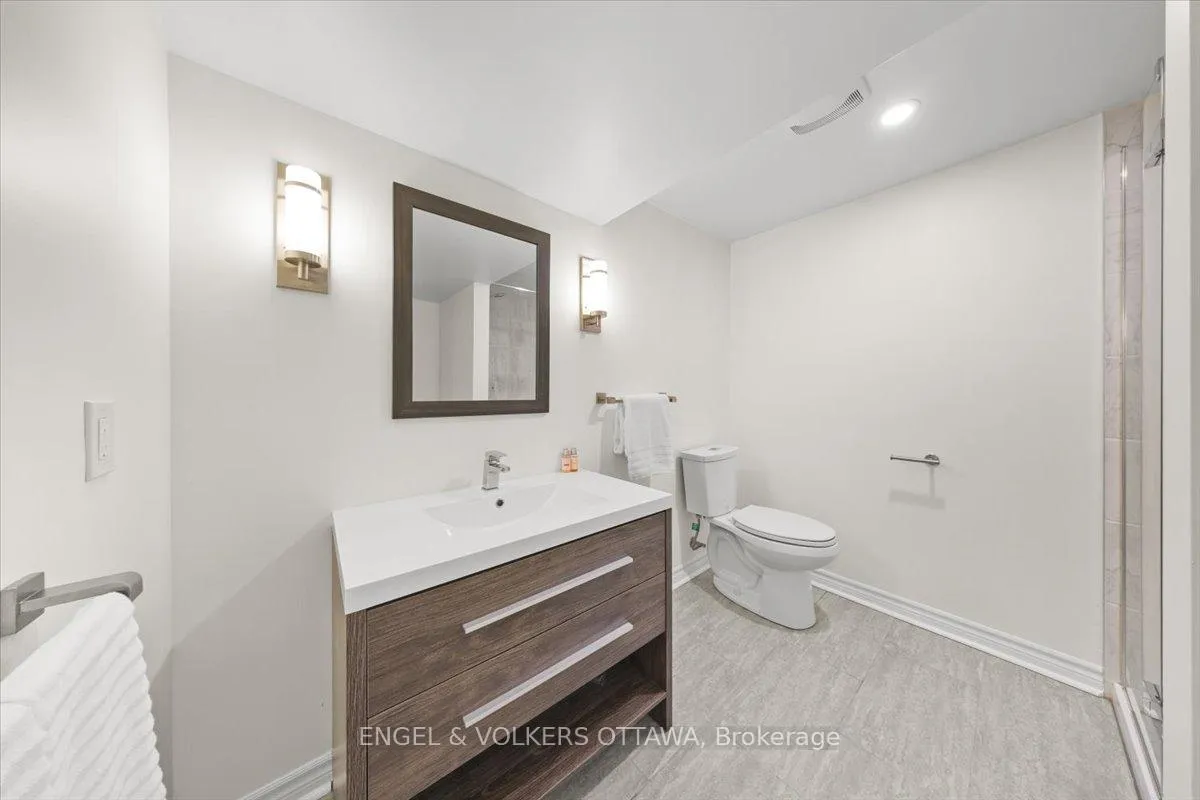 Photo 36 of 28 Leacock Drive, Ottawa, Kanata - Beaverbrook — HOMEH