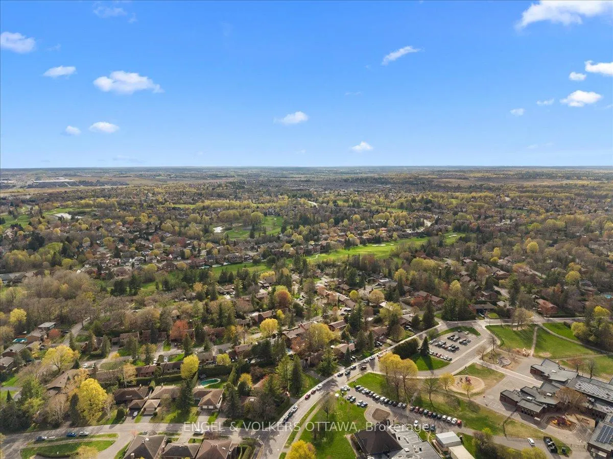 Photo 47 of 28 Leacock Drive, Ottawa, Kanata - Beaverbrook — HOMEH