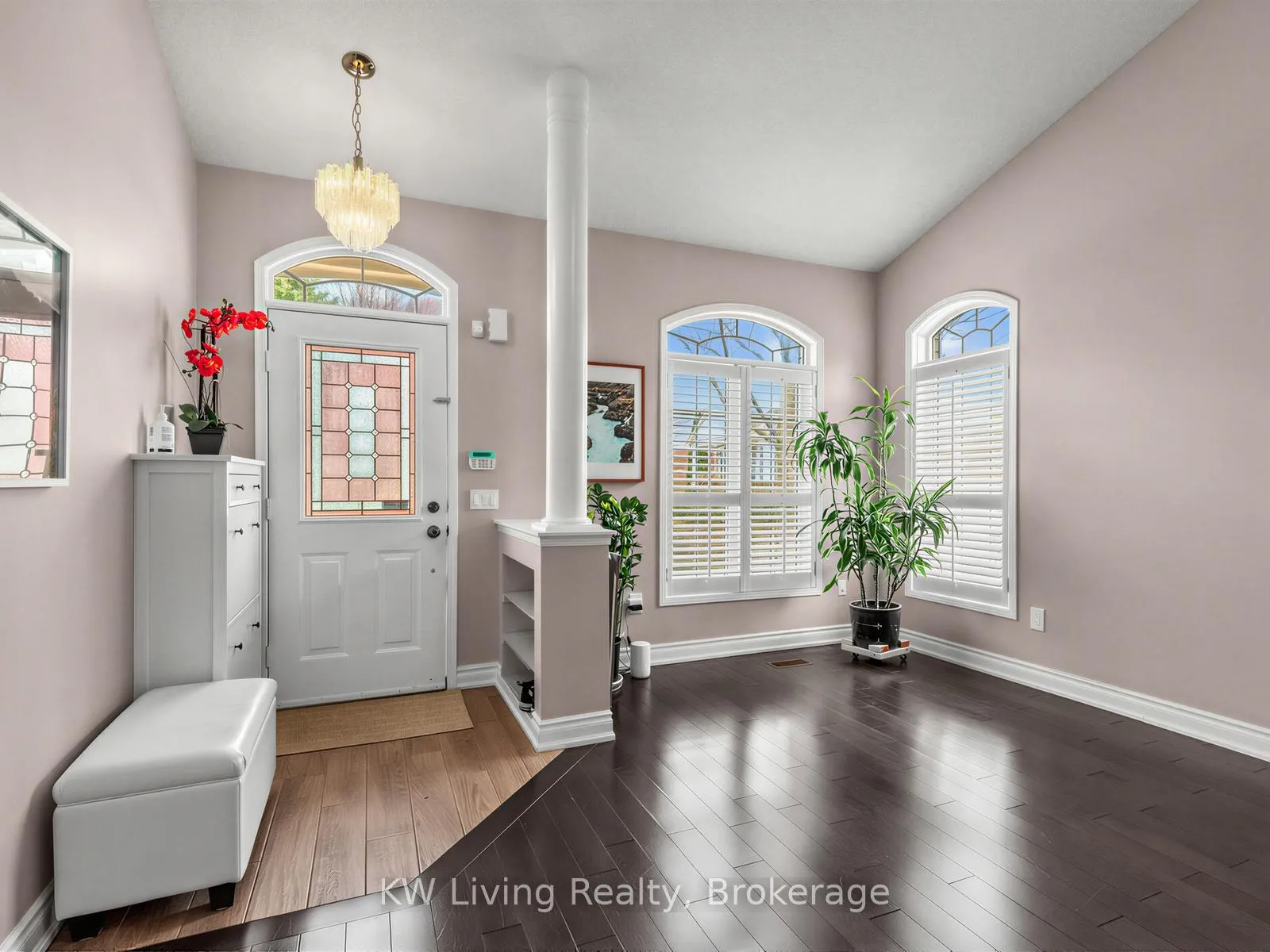 Photo 5 of 21 Cliveden Place, Markham, Berczy — HOMEH