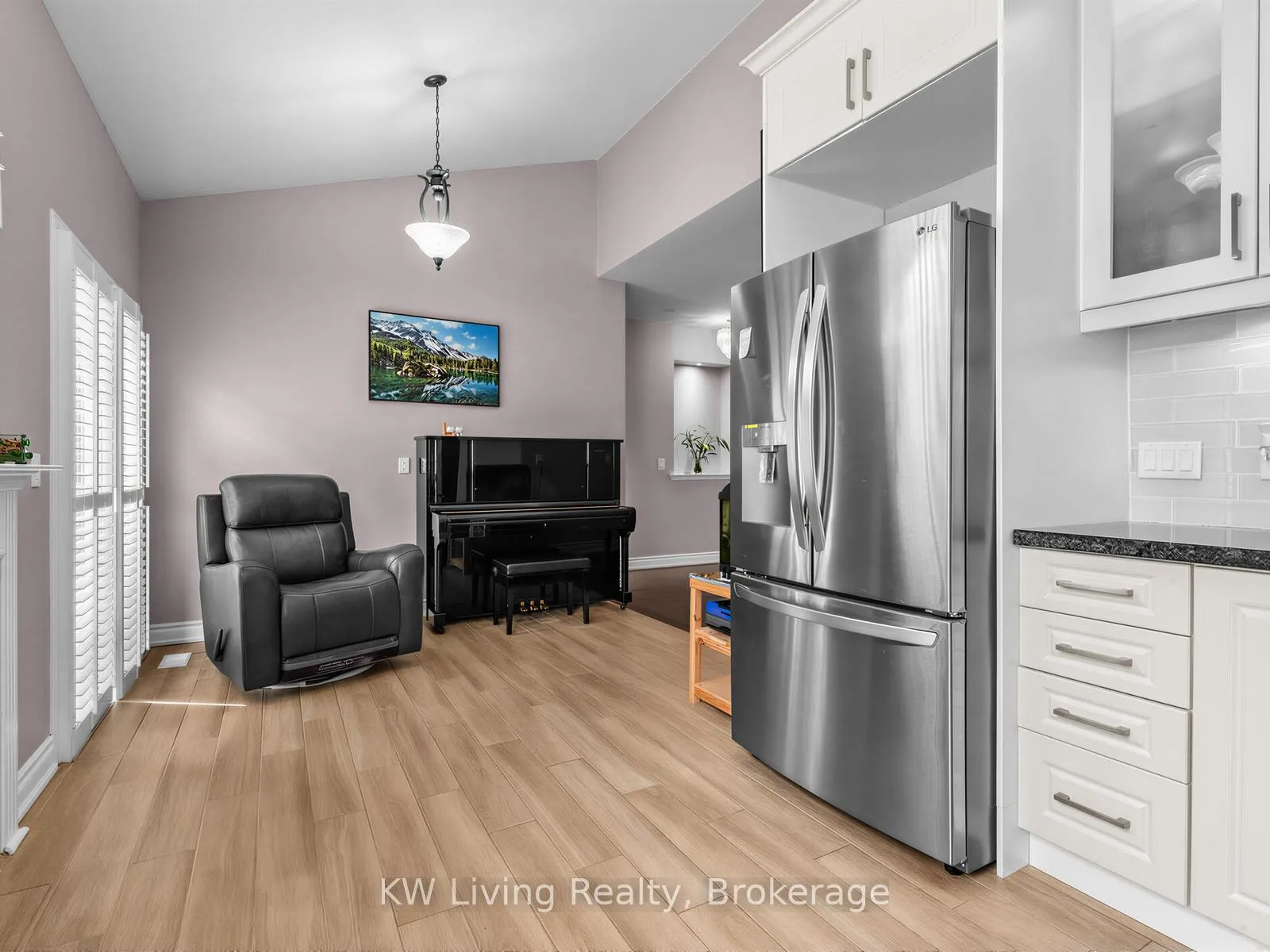 Photo 15 of 21 Cliveden Place, Markham, Berczy — HOMEH