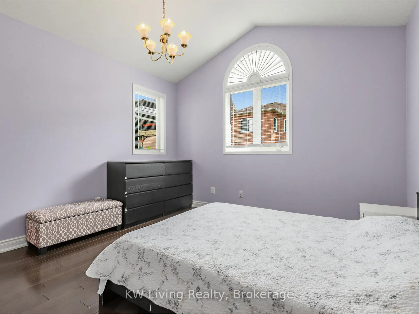Photo 19 of 21 Cliveden Place, Markham, Berczy — HOMEH