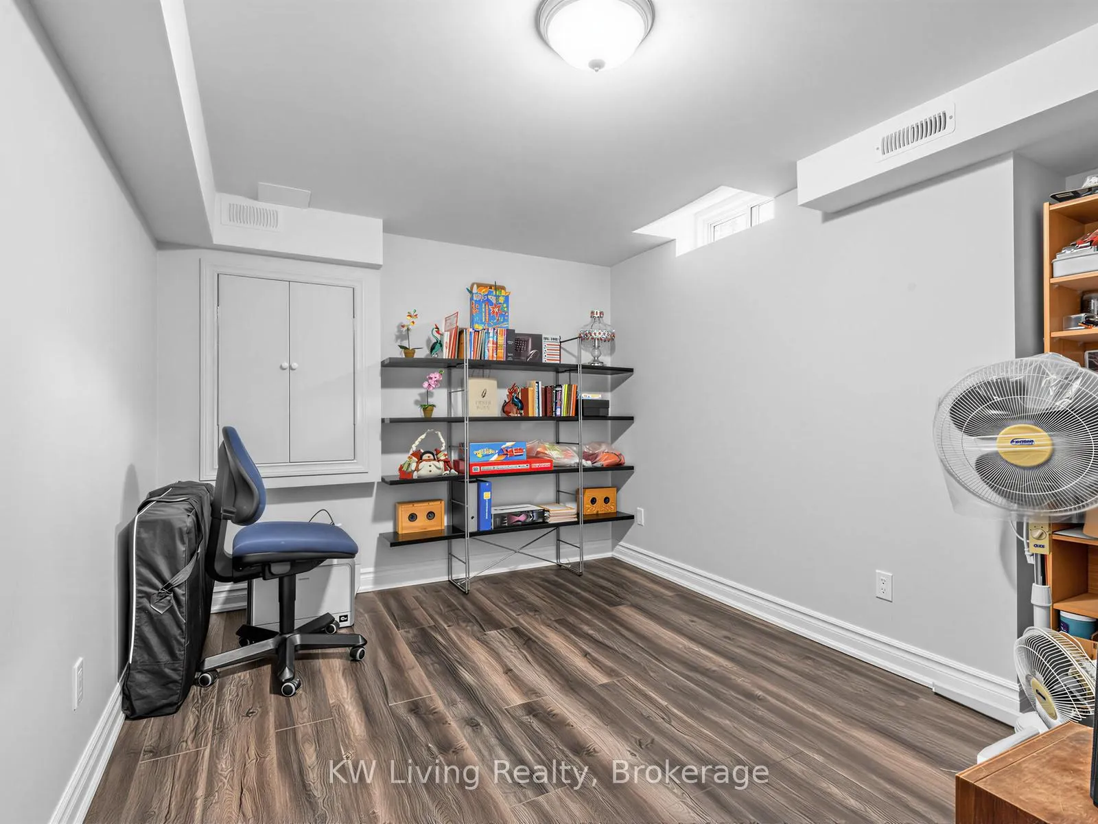 Photo 33 of 21 Cliveden Place, Markham, Berczy — HOMEH