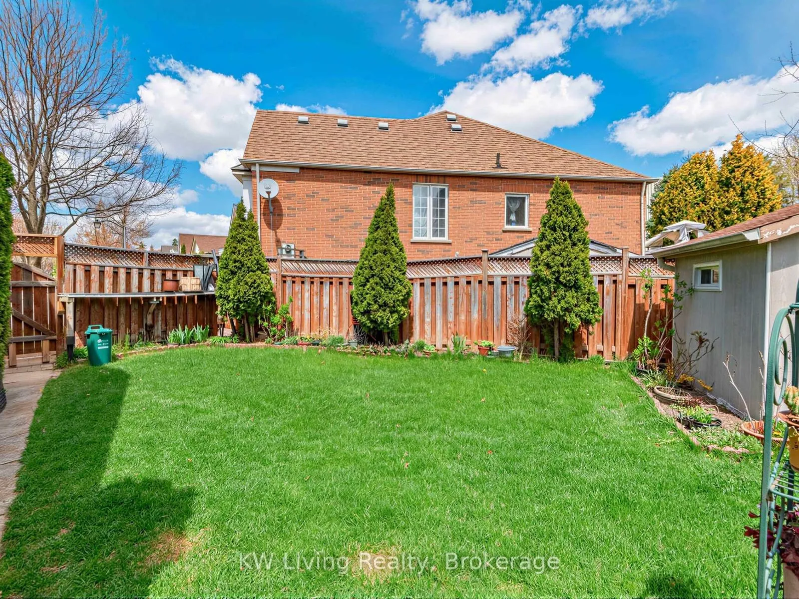 Photo 37 of 21 Cliveden Place, Markham, Berczy — HOMEH