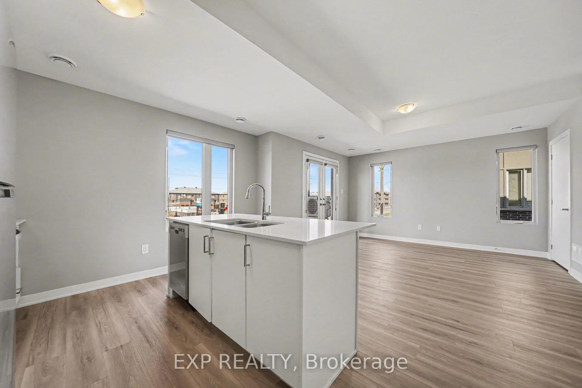 Photo 3 of Unit B, 2383 Tenth Line, Ottawa, Avalon East — HOMEH