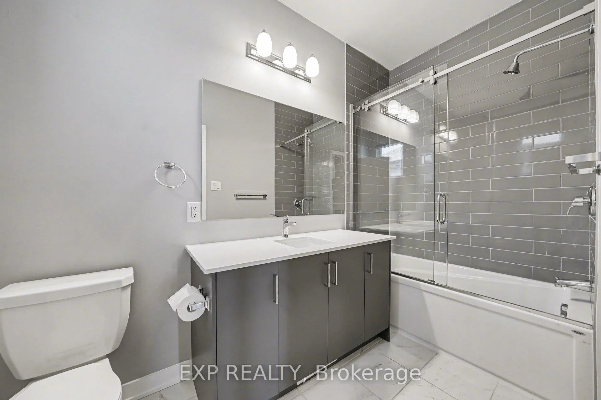 Photo 8 of Unit B, 2383 Tenth Line, Ottawa, Avalon East — HOMEH