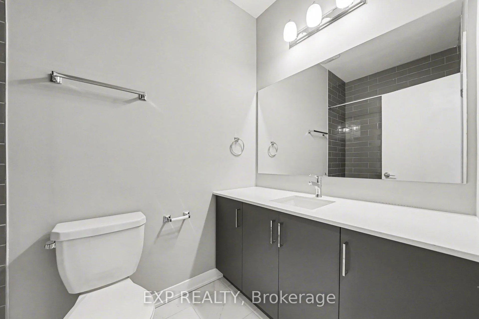 Photo 11 of Unit B, 2383 Tenth Line, Ottawa, Avalon East — HOMEH