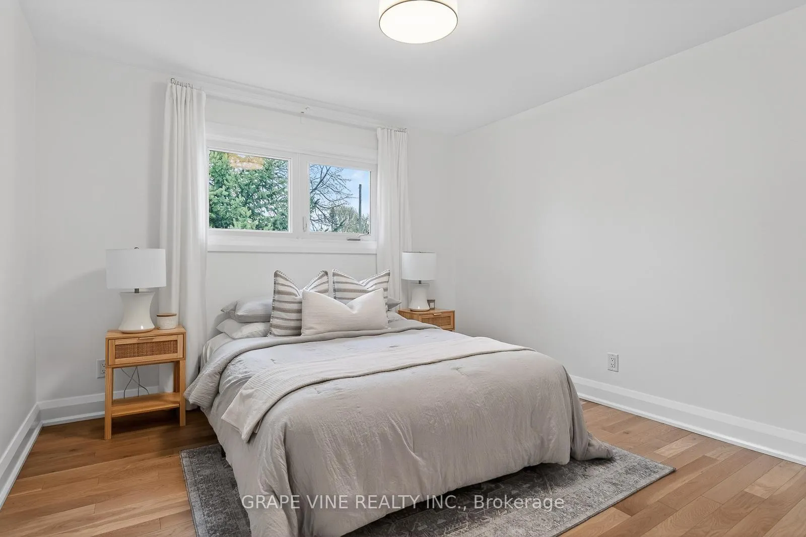Photo 24 of 730 Holt Crescent, Ottawa, Elmvale Acres — HOMEH