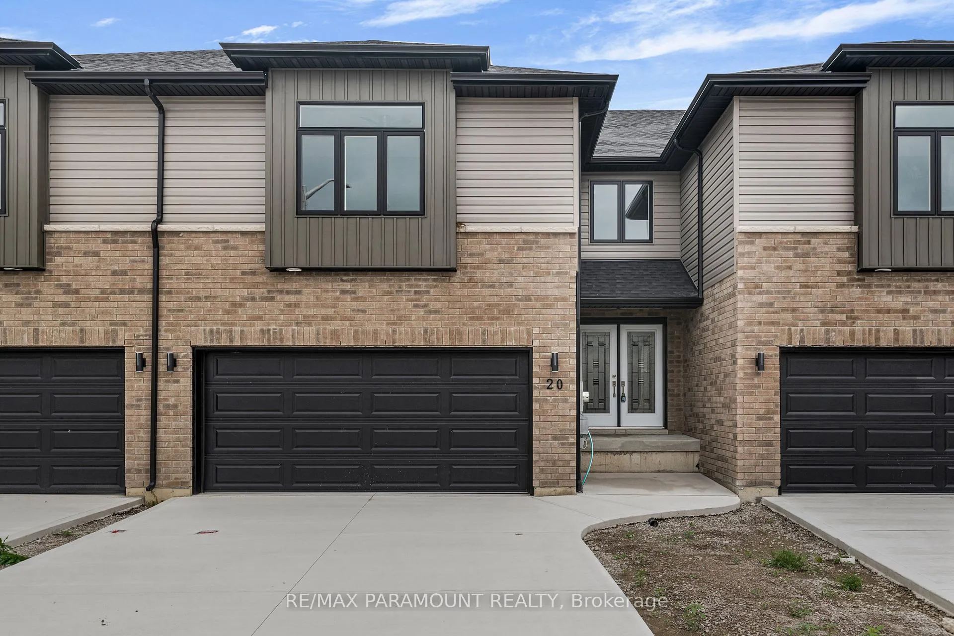 Photo 1 of 20 Betty Crescent, Chatham-Kent — HOMEH
