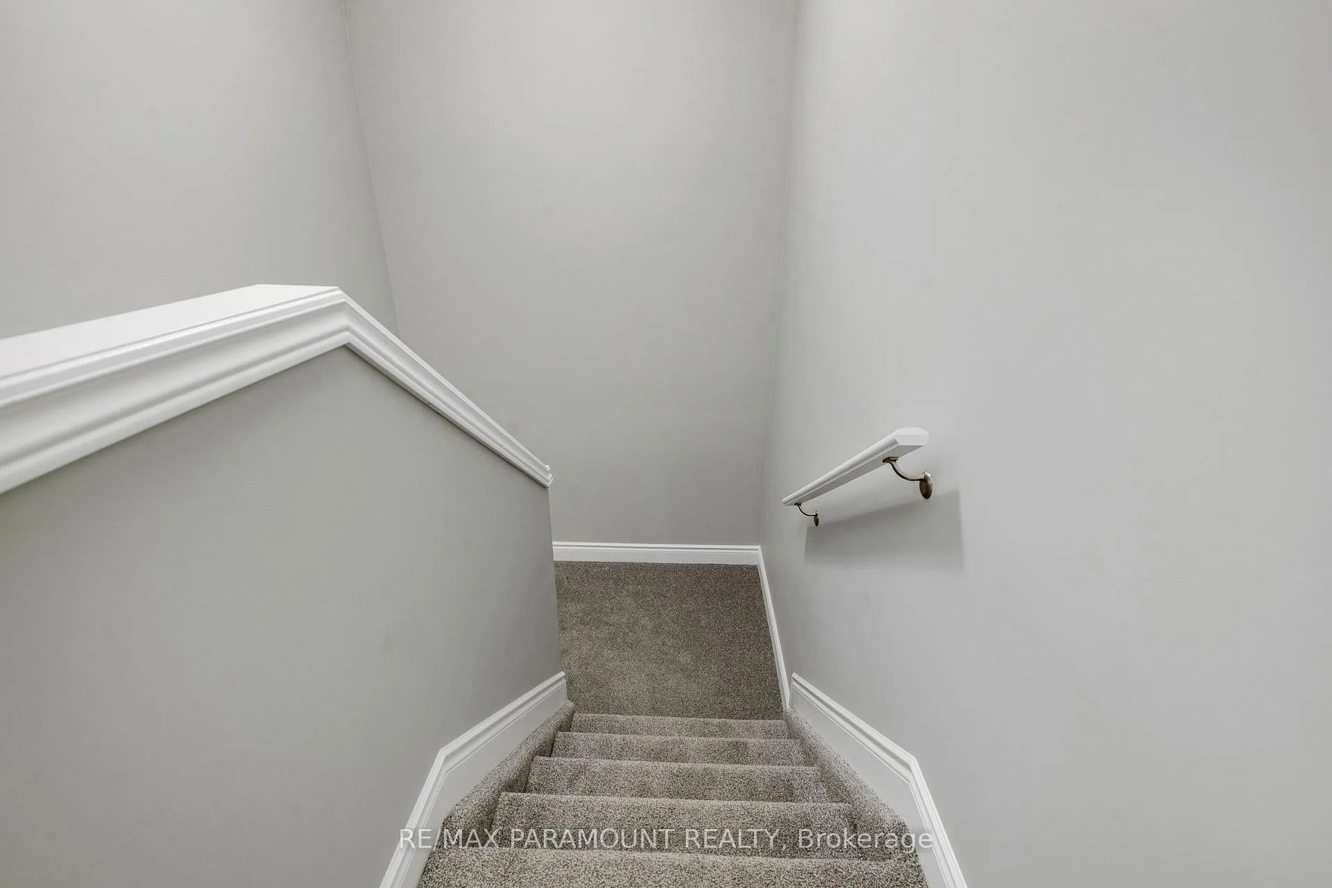 Photo 7 of 20 Betty Crescent, Chatham-Kent — HOMEH