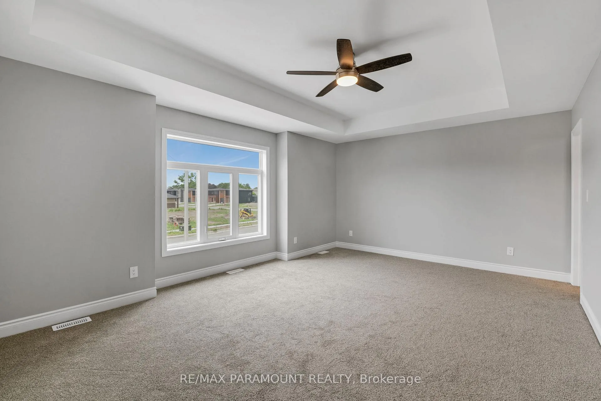 Photo 8 of 20 Betty Crescent, Chatham-Kent — HOMEH