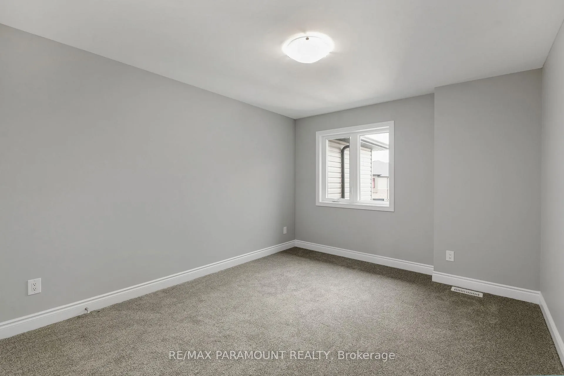 Photo 12 of 20 Betty Crescent, Chatham-Kent — HOMEH