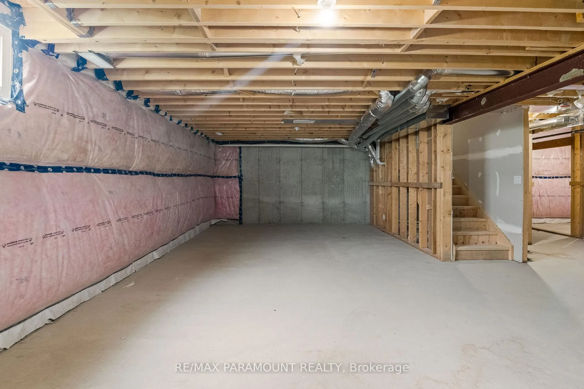 Photo 18 of 20 Betty Crescent, Chatham-Kent — HOMEH