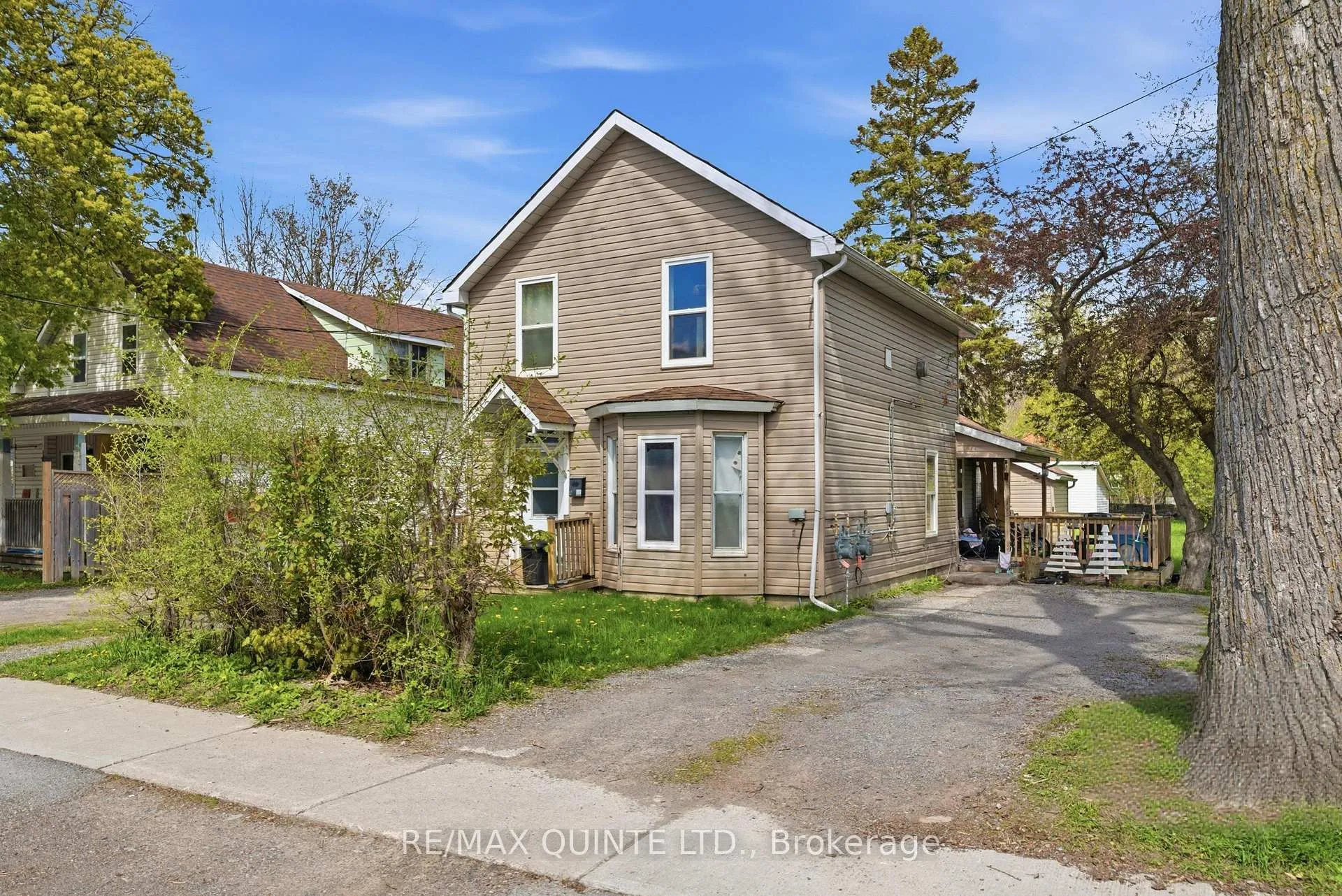 Photo 2 of 83 Grier Street, Belleville, Belleville Ward — HOMEH