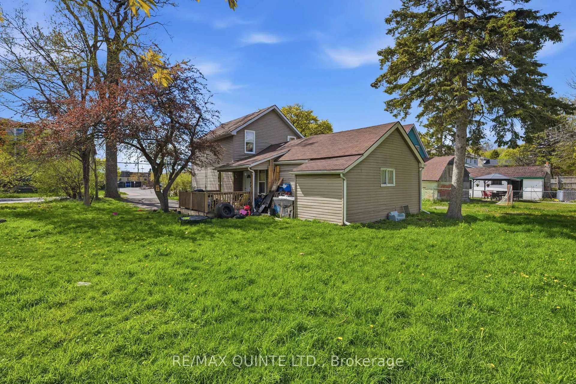 Photo 32 of 83 Grier Street, Belleville, Belleville Ward — HOMEH
