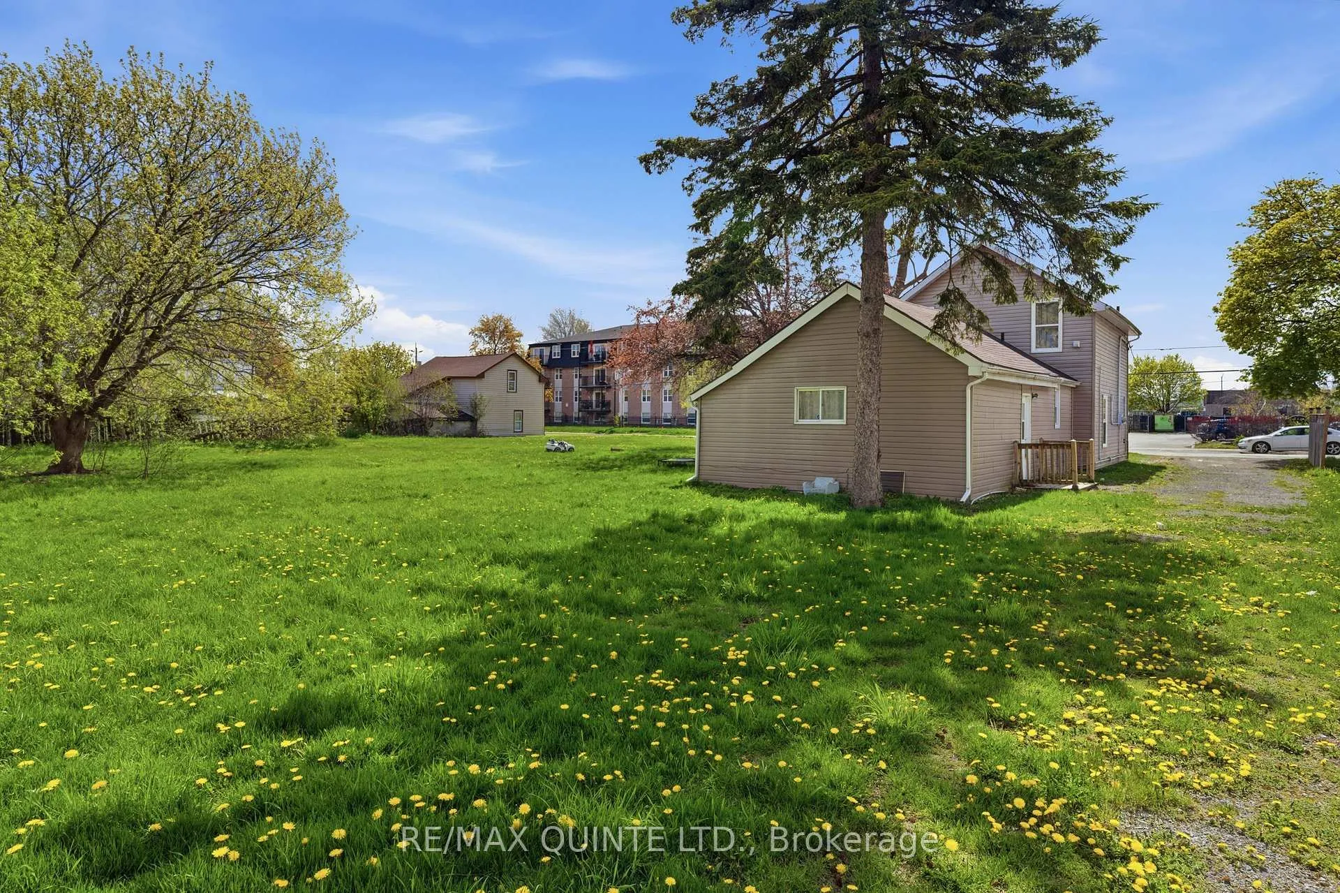 Photo 35 of 83 Grier Street, Belleville, Belleville Ward — HOMEH