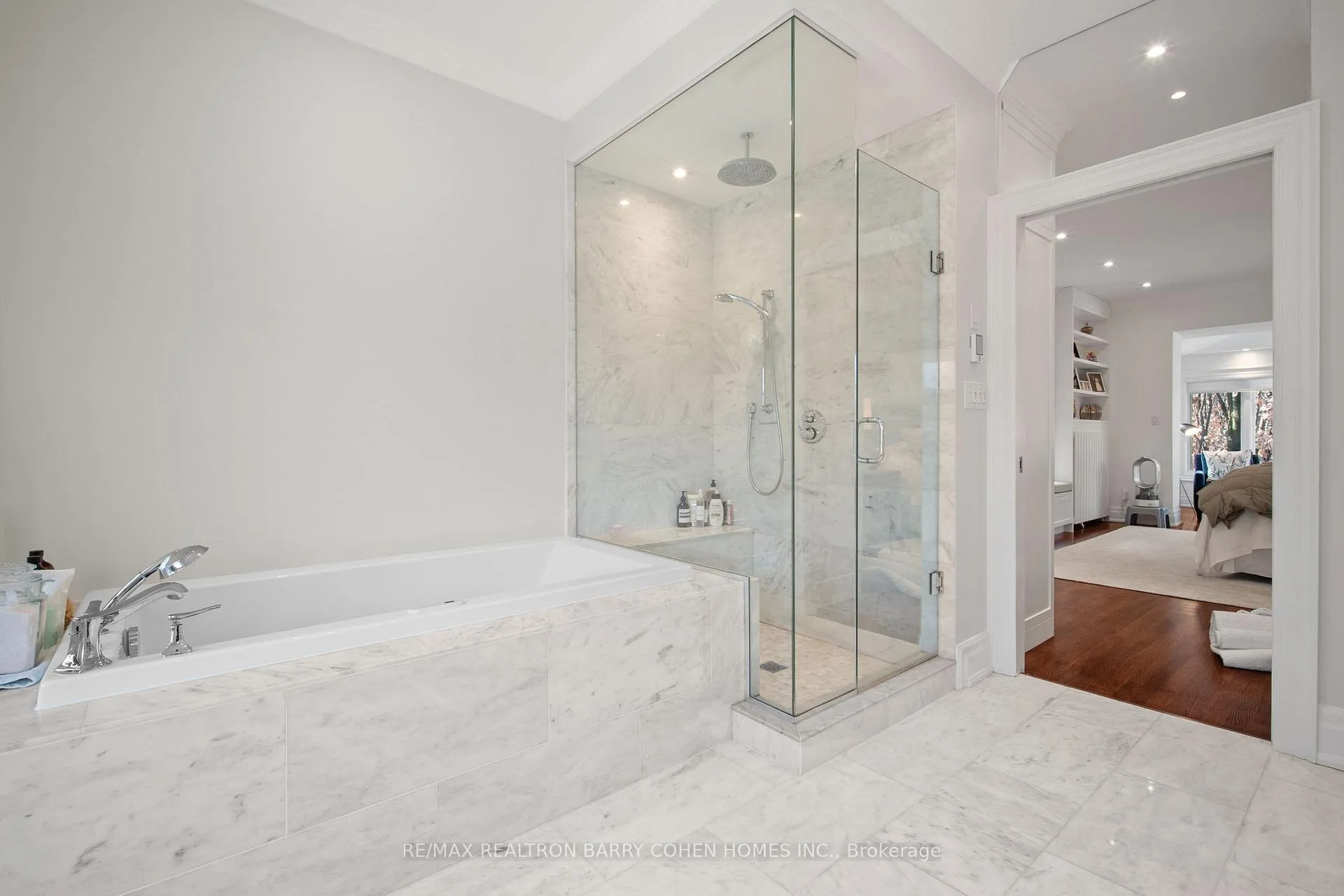 Photo 23 of 302 Russell Hill Road, Toronto, Casa Loma — HOMEH