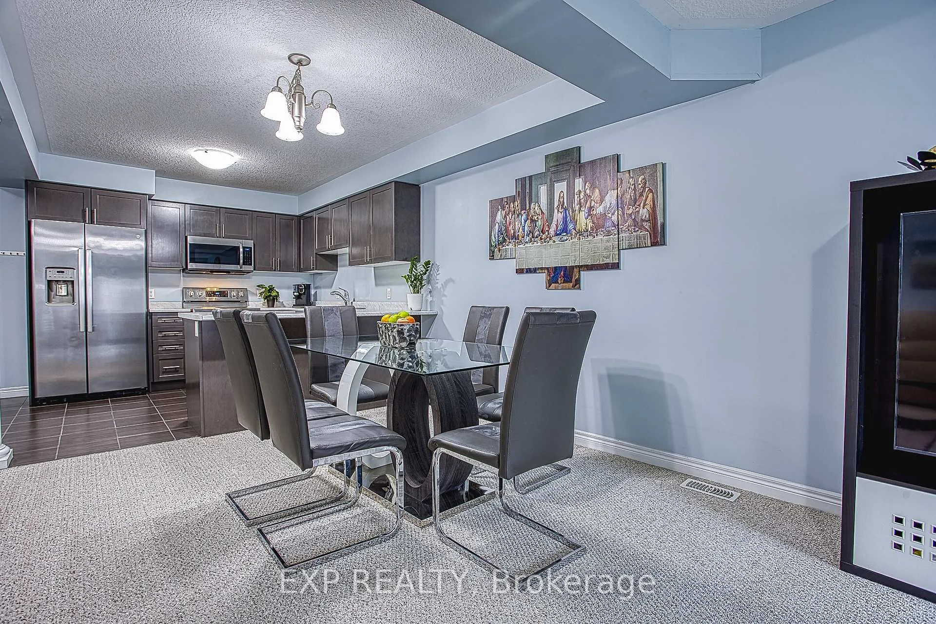 Photo 10 of 90 Cittadella Boulevard, Hamilton, Rural Glanbrook — HOMEH
