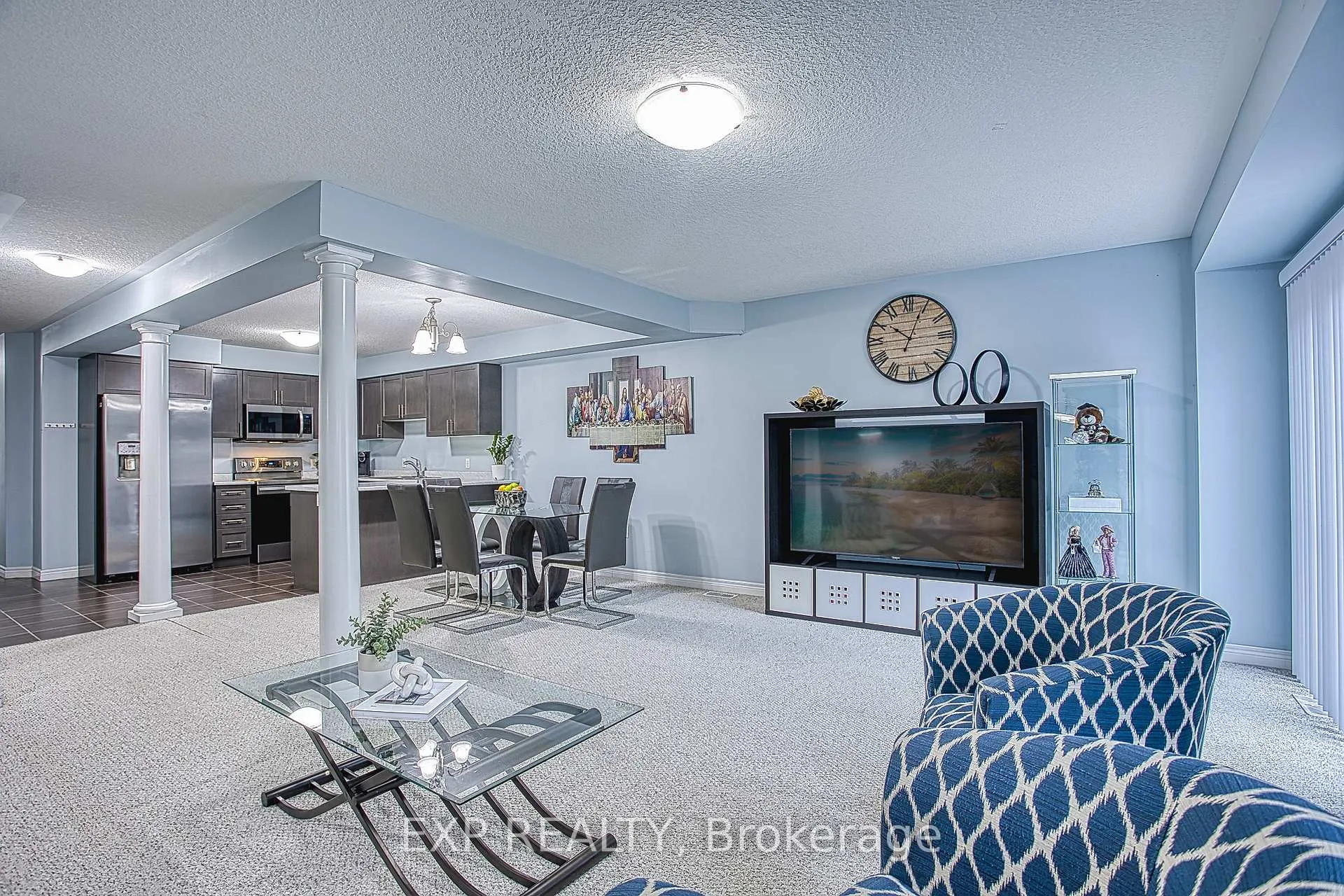 Photo 14 of 90 Cittadella Boulevard, Hamilton, Rural Glanbrook — HOMEH
