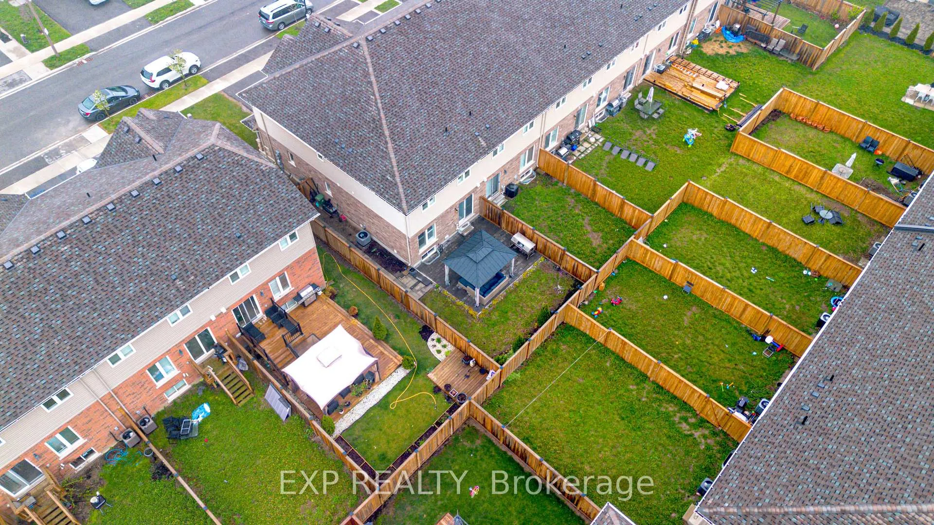 Photo 28 of 90 Cittadella Boulevard, Hamilton, Rural Glanbrook — HOMEH