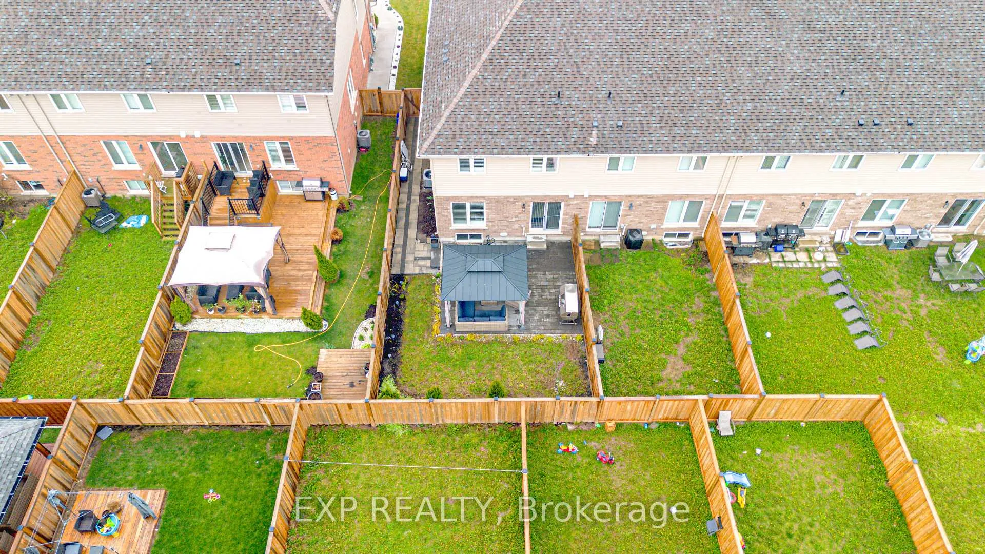 Photo 29 of 90 Cittadella Boulevard, Hamilton, Rural Glanbrook — HOMEH