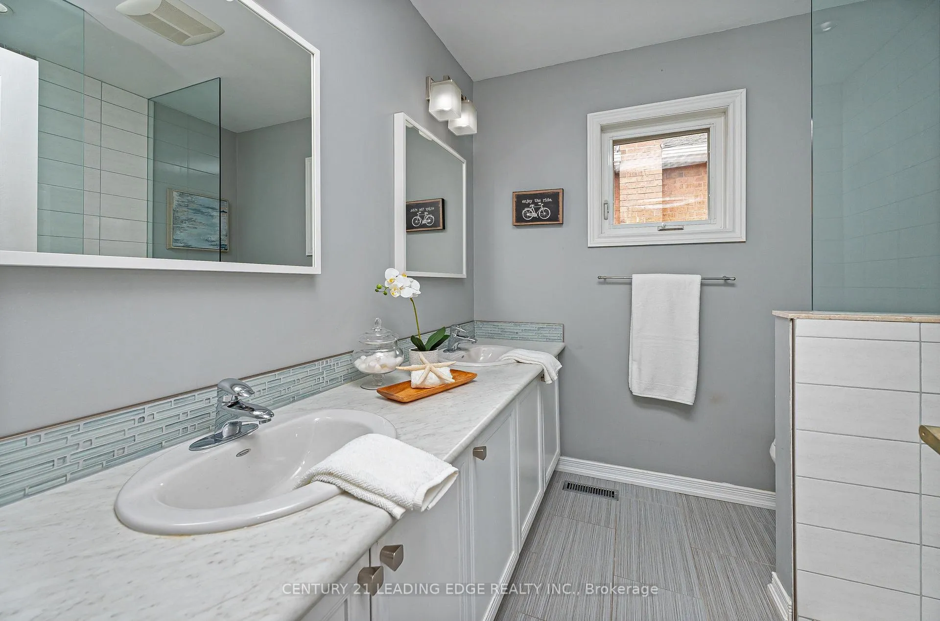 Photo 30 of 59 Lanewood Drive, Aurora, Hills of St Andrew — HOMEH