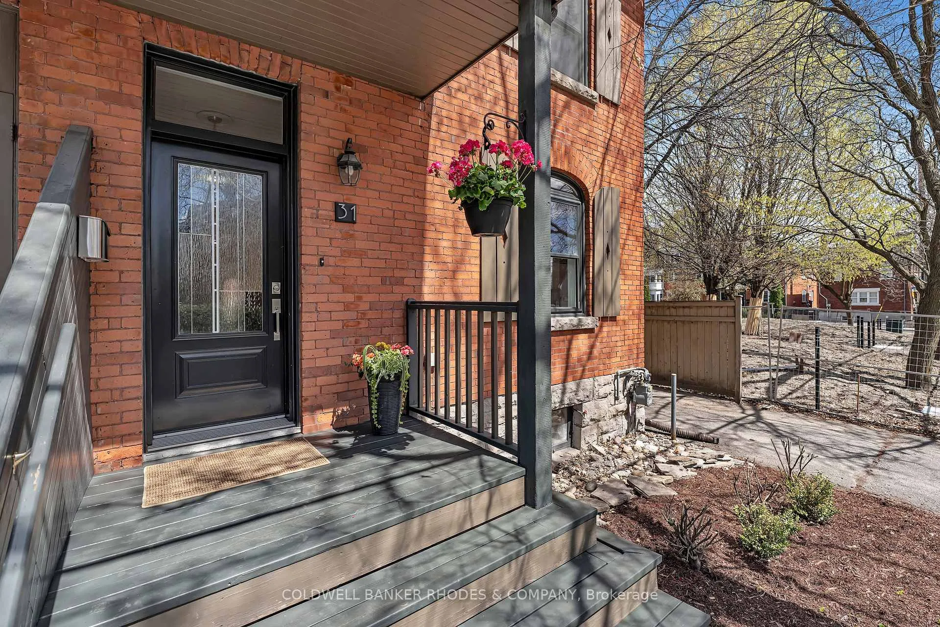 Photo 2 of 31 Fifth Avenue, Ottawa, Glebe — HOMEH