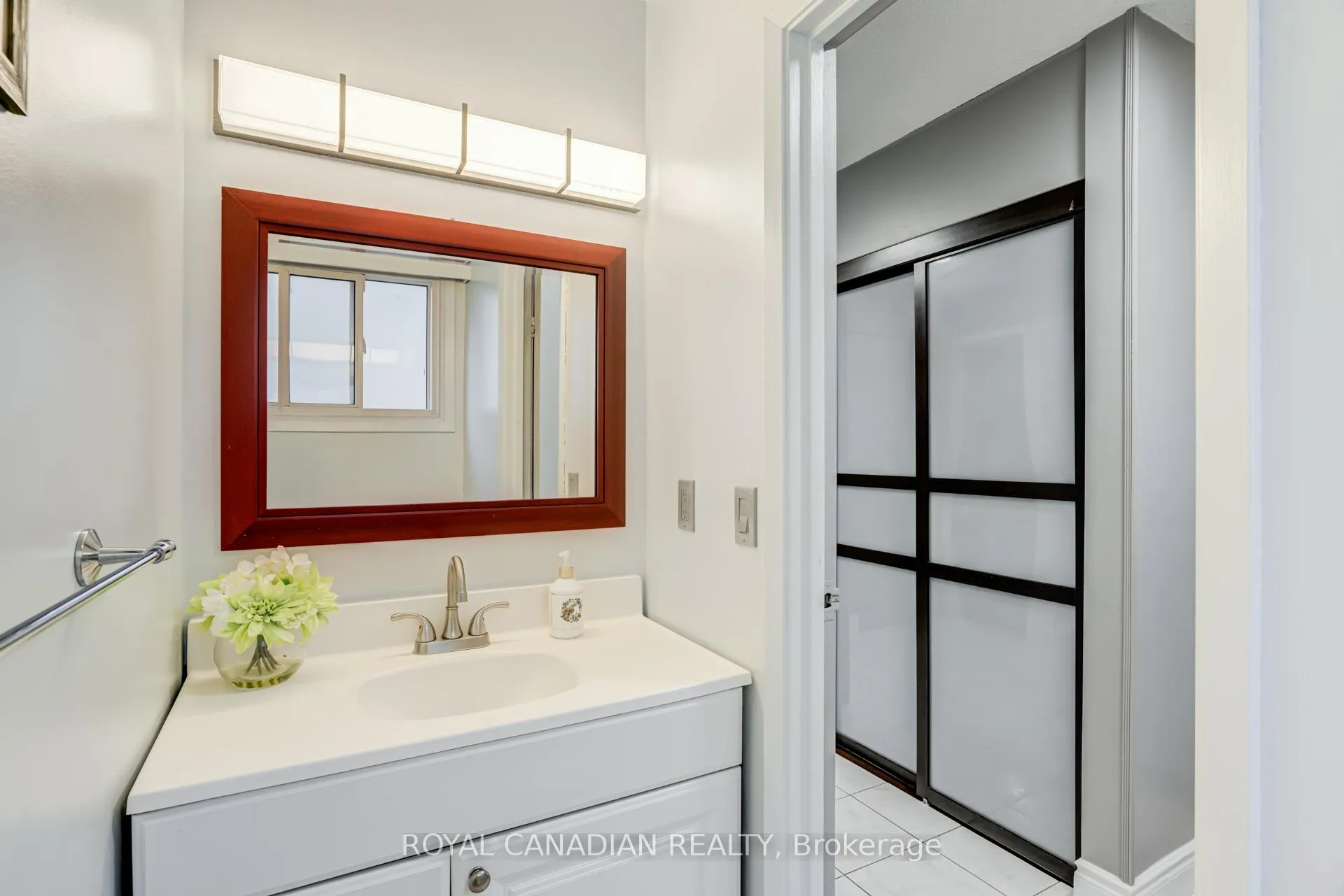 Photo 16 of 846 Monaghan Avenue, Oshawa, Vanier — HOMEH