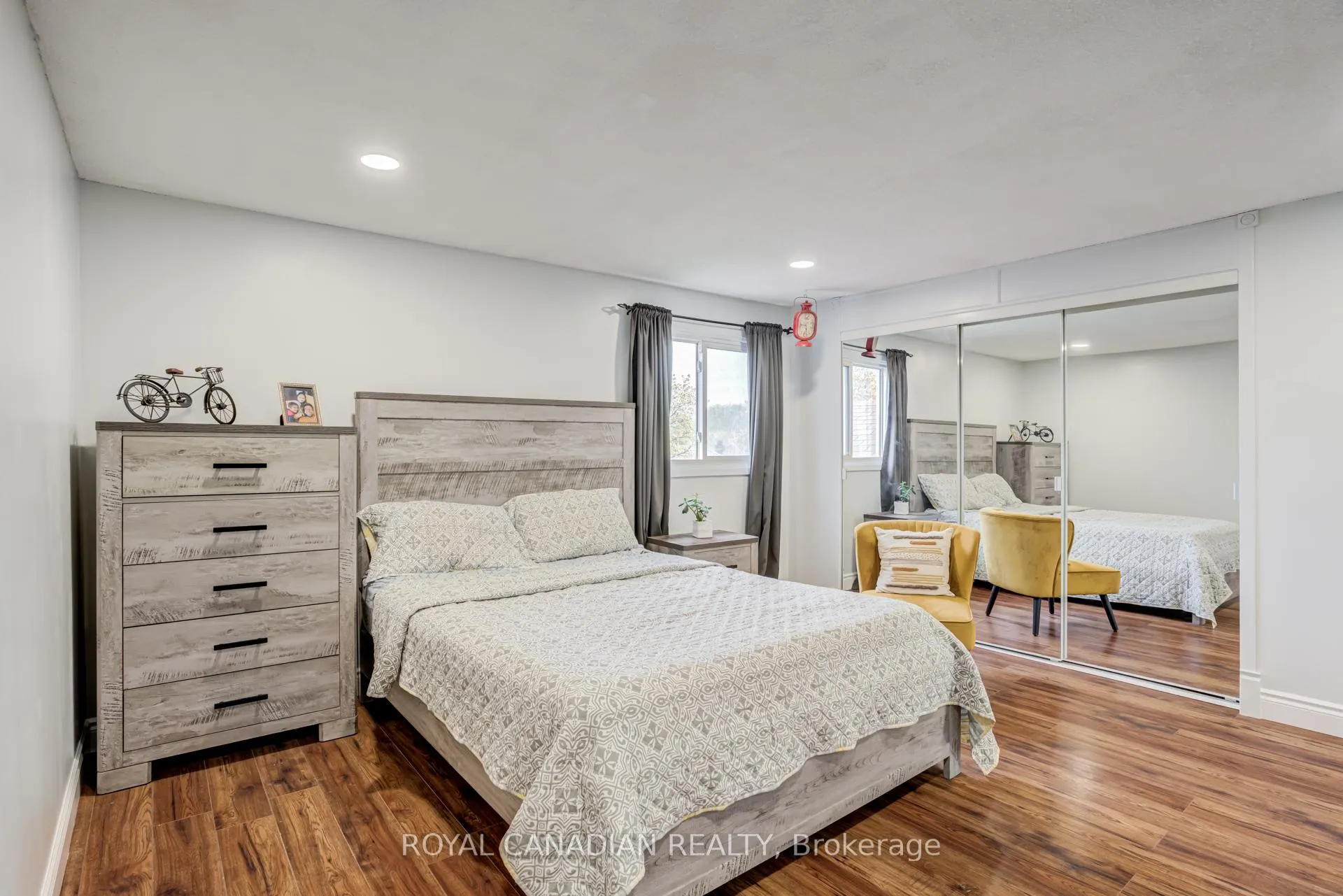 Photo 22 of 846 Monaghan Avenue, Oshawa, Vanier — HOMEH