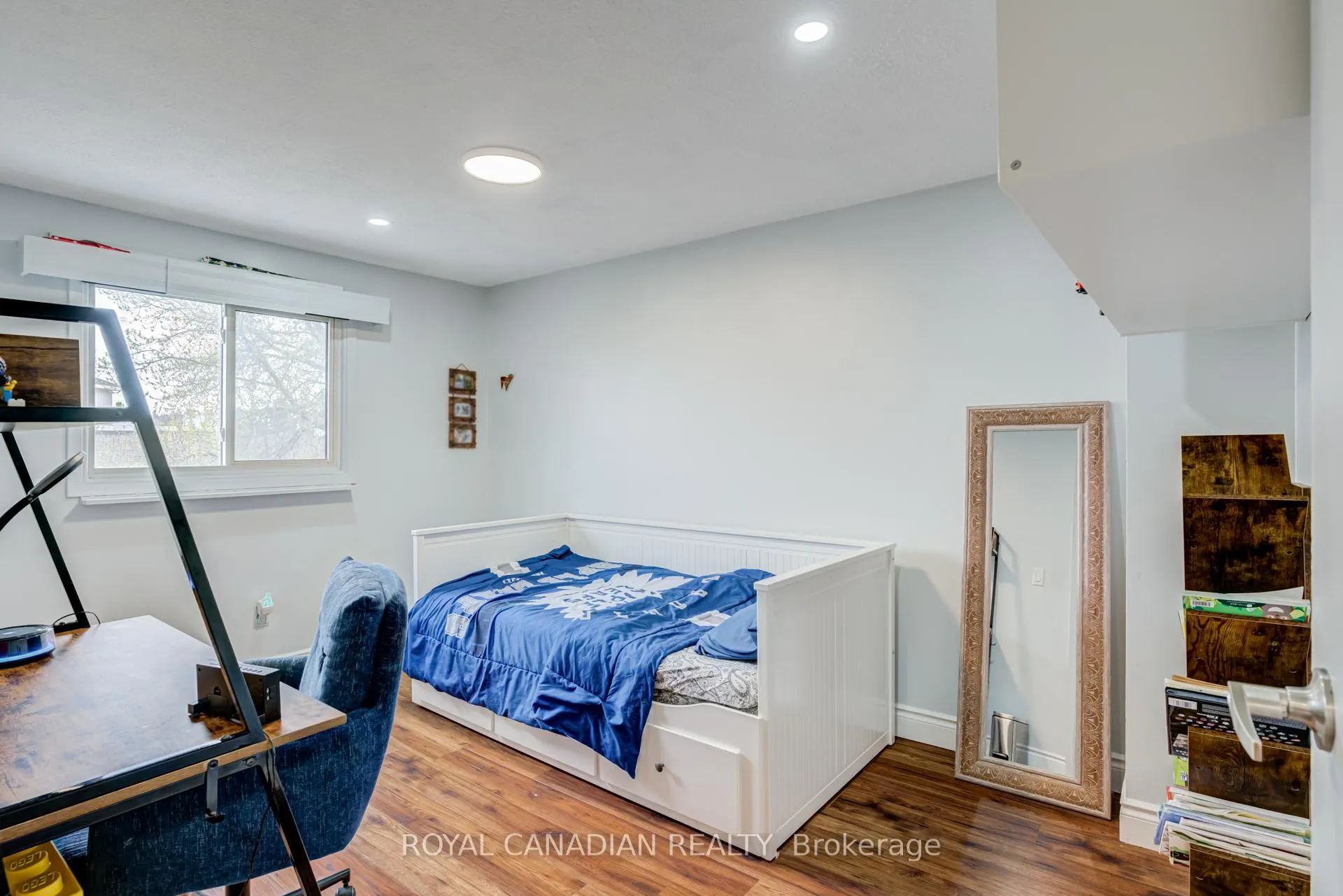 Photo 26 of 846 Monaghan Avenue, Oshawa, Vanier — HOMEH