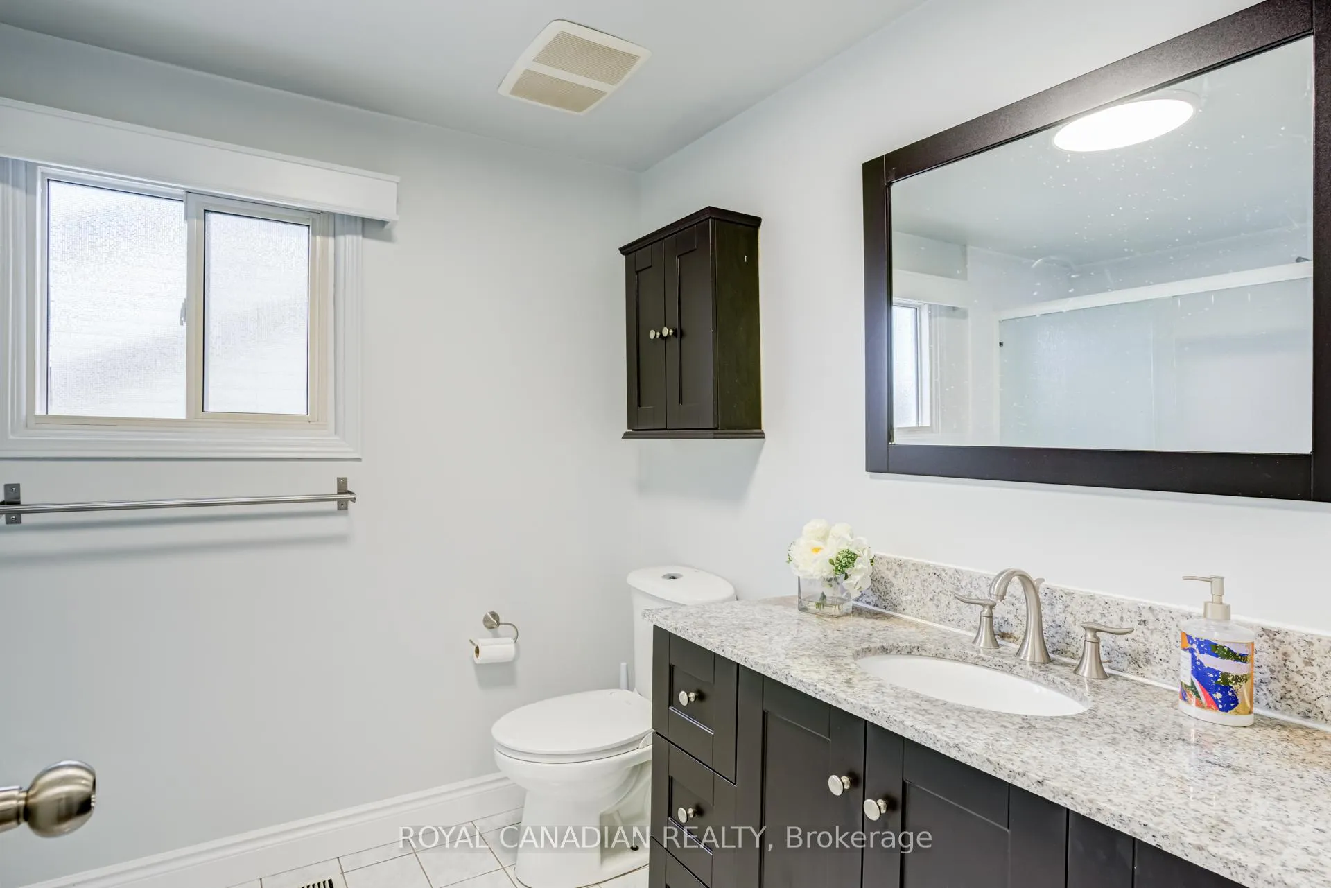 Photo 28 of 846 Monaghan Avenue, Oshawa, Vanier — HOMEH