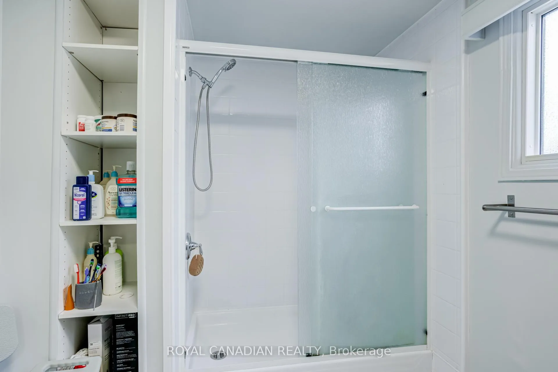 Photo 30 of 846 Monaghan Avenue, Oshawa, Vanier — HOMEH