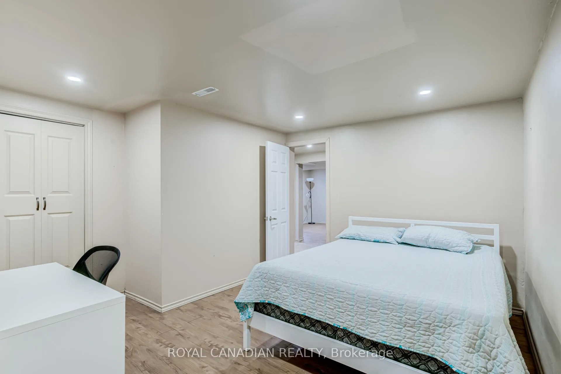 Photo 36 of 846 Monaghan Avenue, Oshawa, Vanier — HOMEH