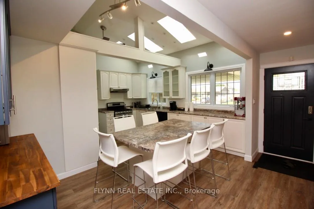 Photo 6 of 4636 Belfast Avenue, Niagara Falls, Ascot — HOMEH