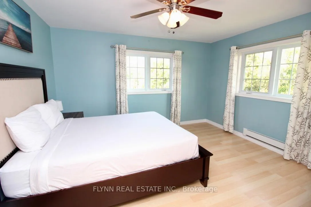 Photo 16 of 4636 Belfast Avenue, Niagara Falls, Ascot — HOMEH