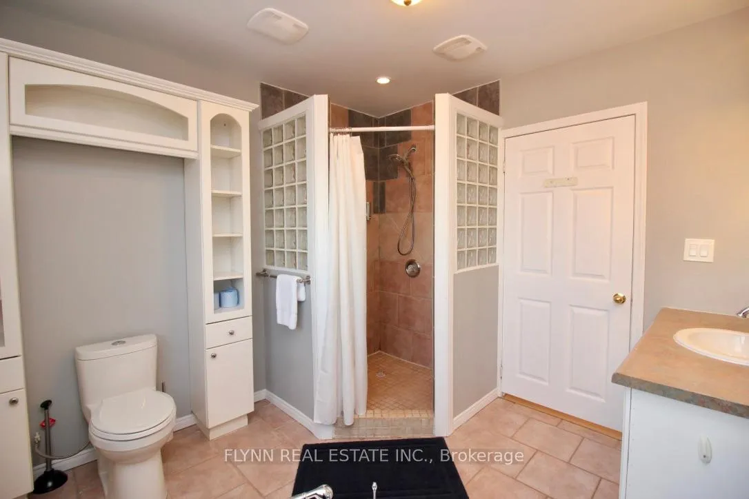 Photo 20 of 4636 Belfast Avenue, Niagara Falls, Ascot — HOMEH