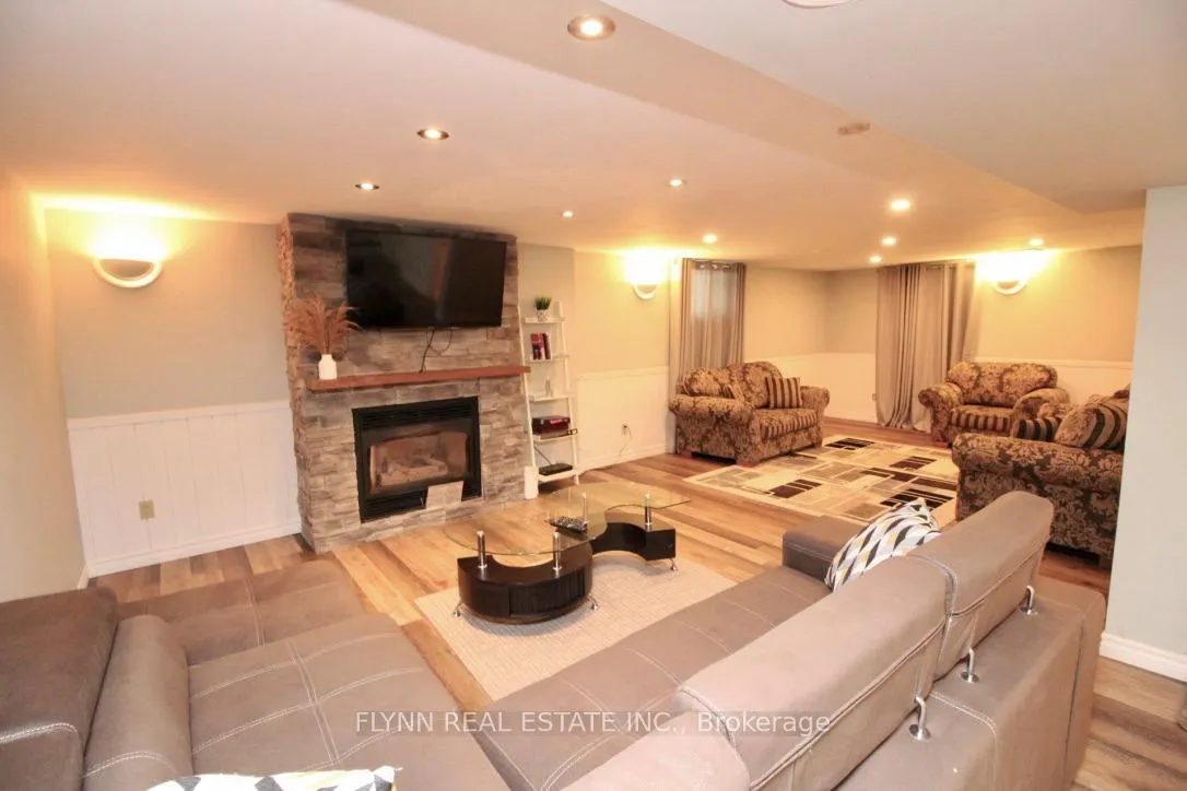 Photo 40 of 4636 Belfast Avenue, Niagara Falls, Ascot — HOMEH