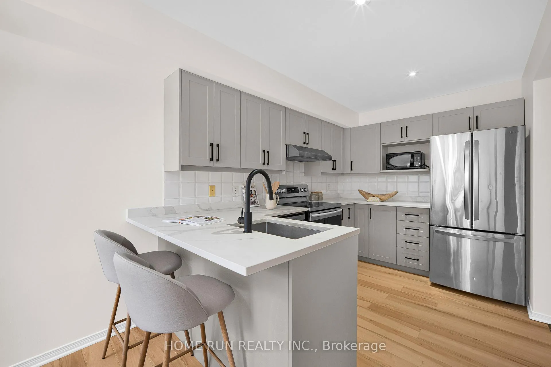 Photo 13 of 18 Riverstone Drive, Ottawa, Barrhaven - Stonebridge — HOMEH