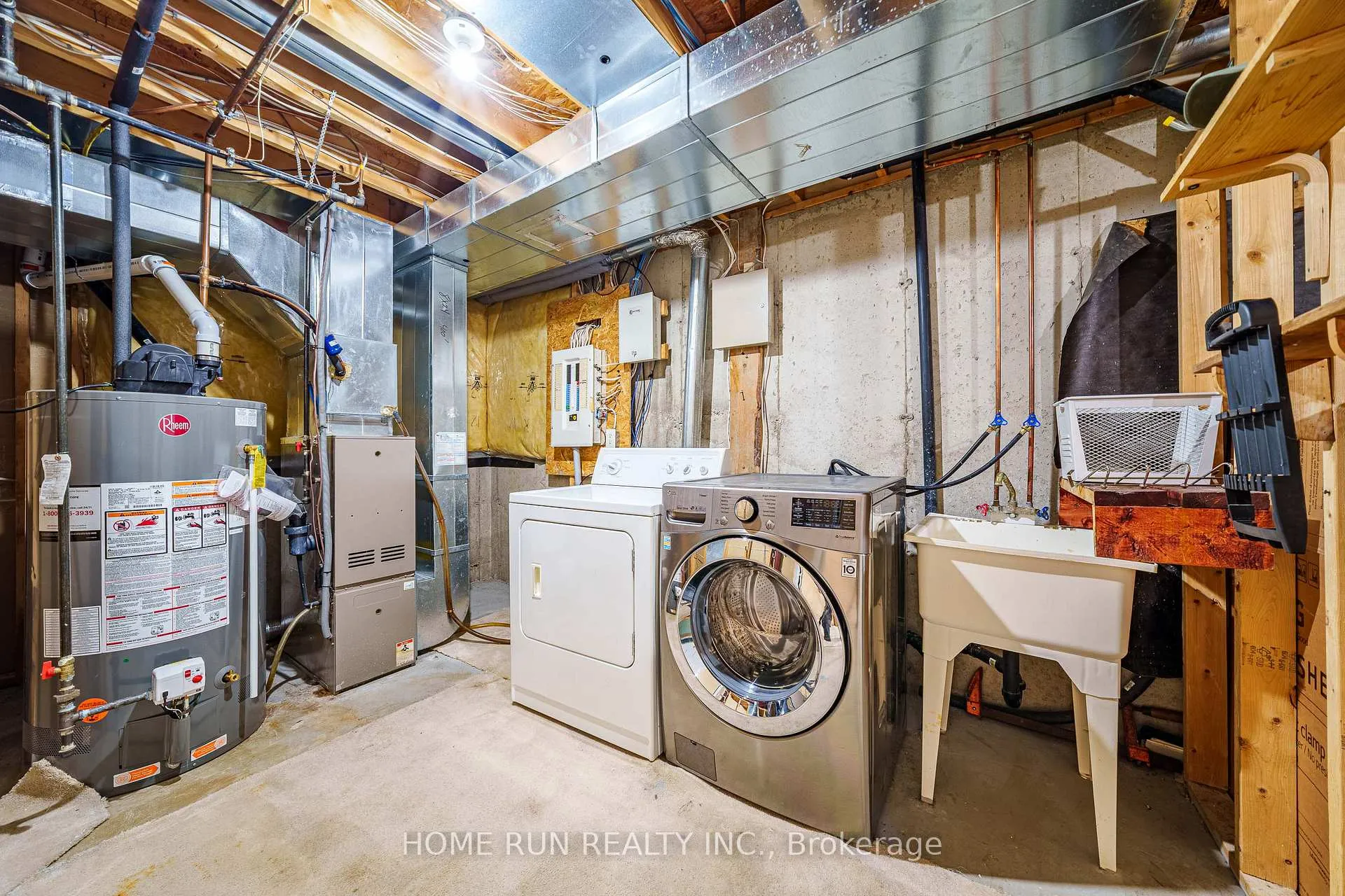 Photo 32 of 18 Riverstone Drive, Ottawa, Barrhaven - Stonebridge — HOMEH